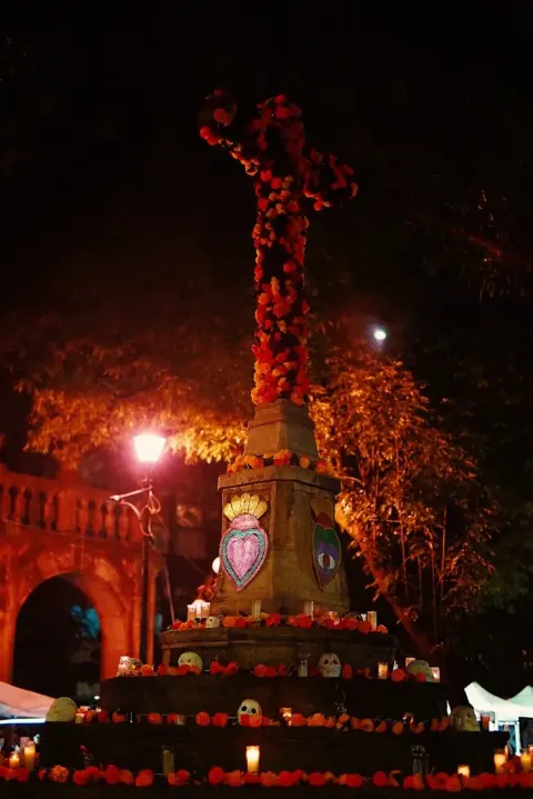 Festival Día de Muertos y Bazar Tlatelolco 2026 en Jardín de Santiago, Ciudad de México